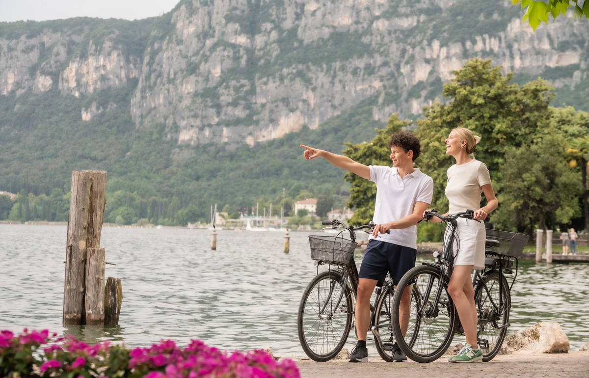 XENIA S.A.S. di Pasotti Edoardo e C | 4 star hotel in Bardolino on Lake Garda | Palace Hotel San Pietro