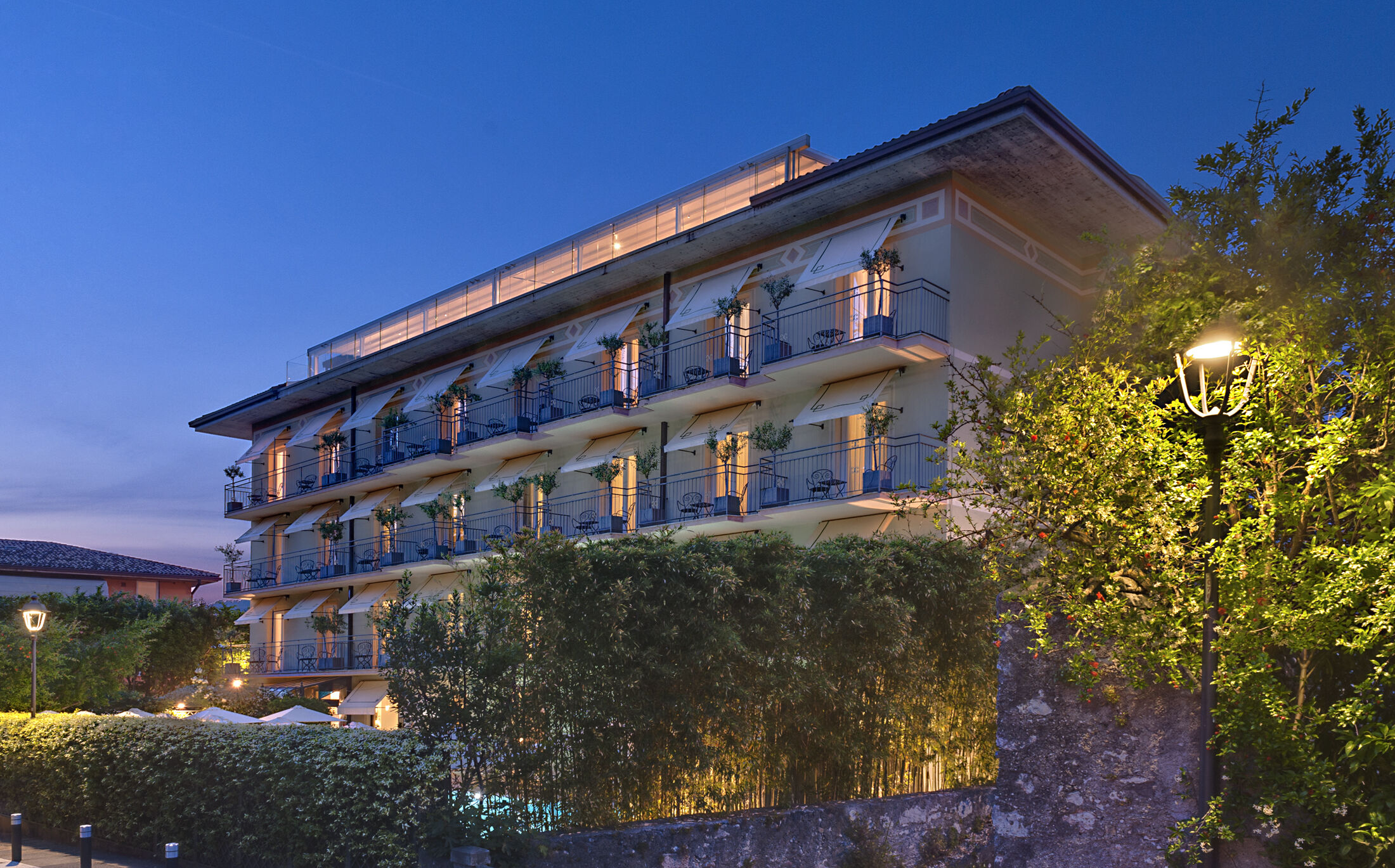 Hotel 4 stelle a Bardolino sul Lago di Garda | Palace Hotel San Pietro XENIA S.A.S. di Pasotti Edoardo e C | Palace hotel
